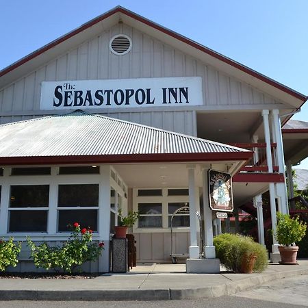 Sebastopol Inn Extérieur photo