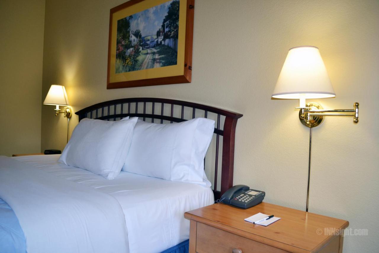 Sebastopol Inn Extérieur photo