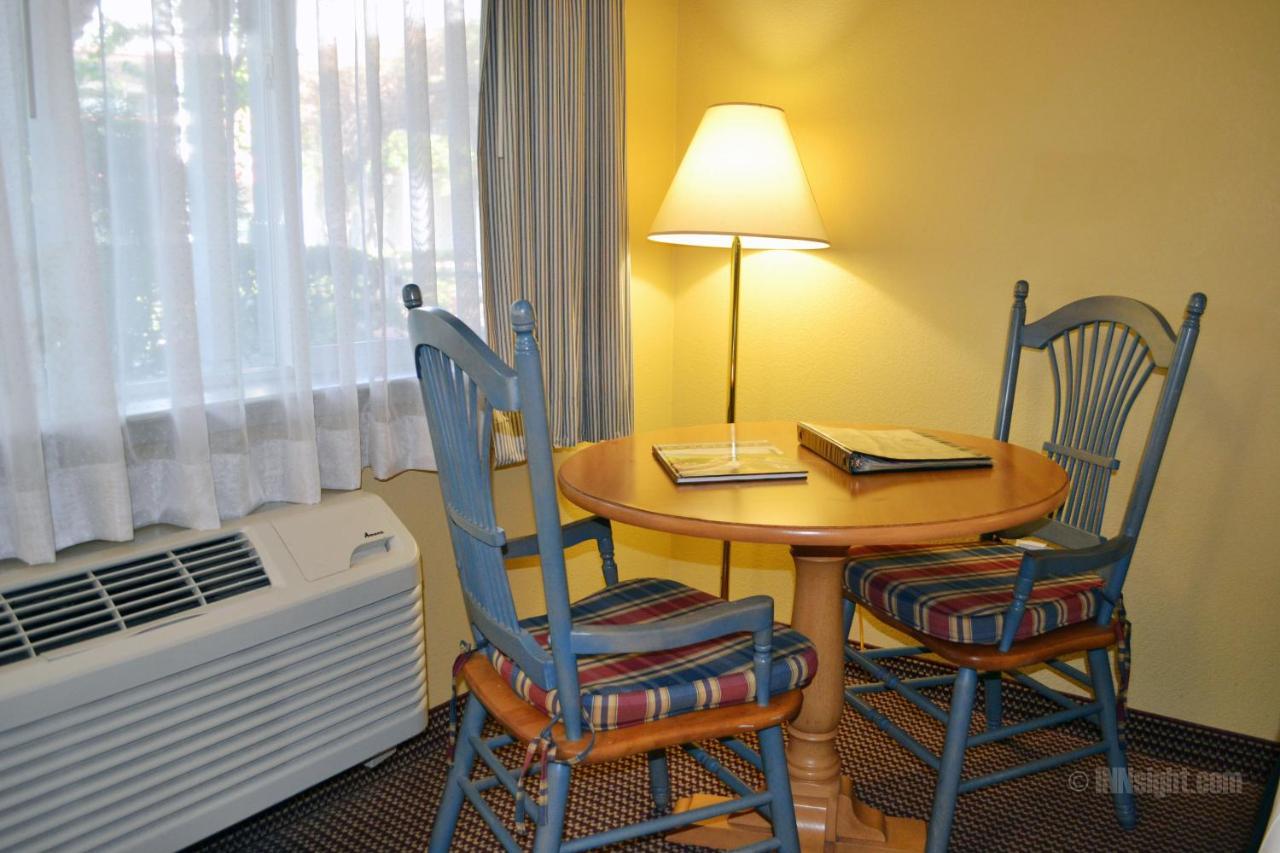Sebastopol Inn Extérieur photo